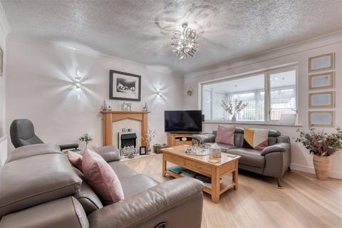 31 Brookend Drive, Rubery, Birmingham, B45 9LA