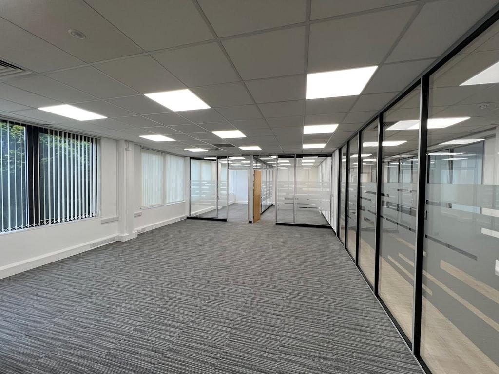 SP GF offices 6 no furniture.jpg