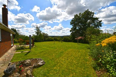 3 bedroom bungalow for sale, Banes Down, Nazeing EN9