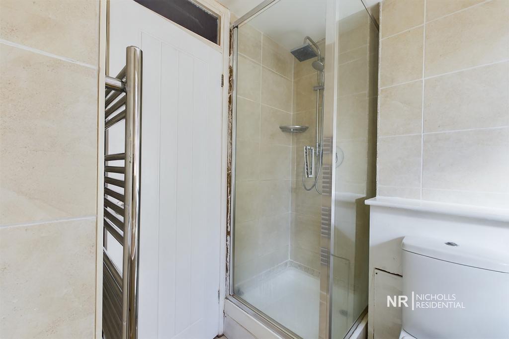 Bathroom Extra Photo