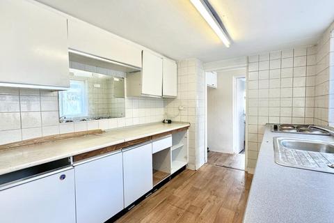 3 bedroom terraced house for sale, Keogh Road, London E15