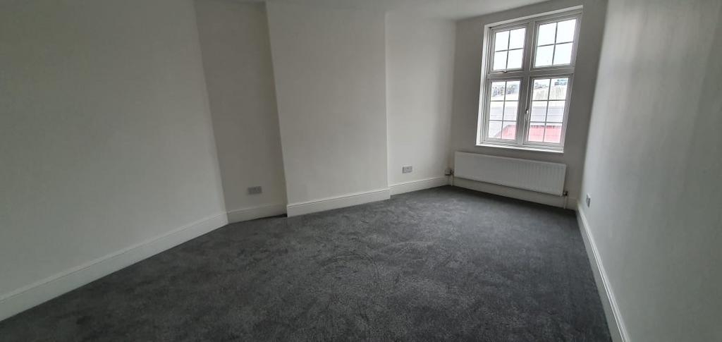 2 Bedroom Flat Available to Rent in Romford!