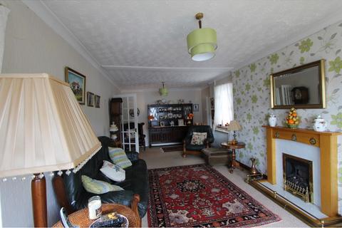 2 bedroom detached bungalow for sale, Park Road, NEWBRIDGE