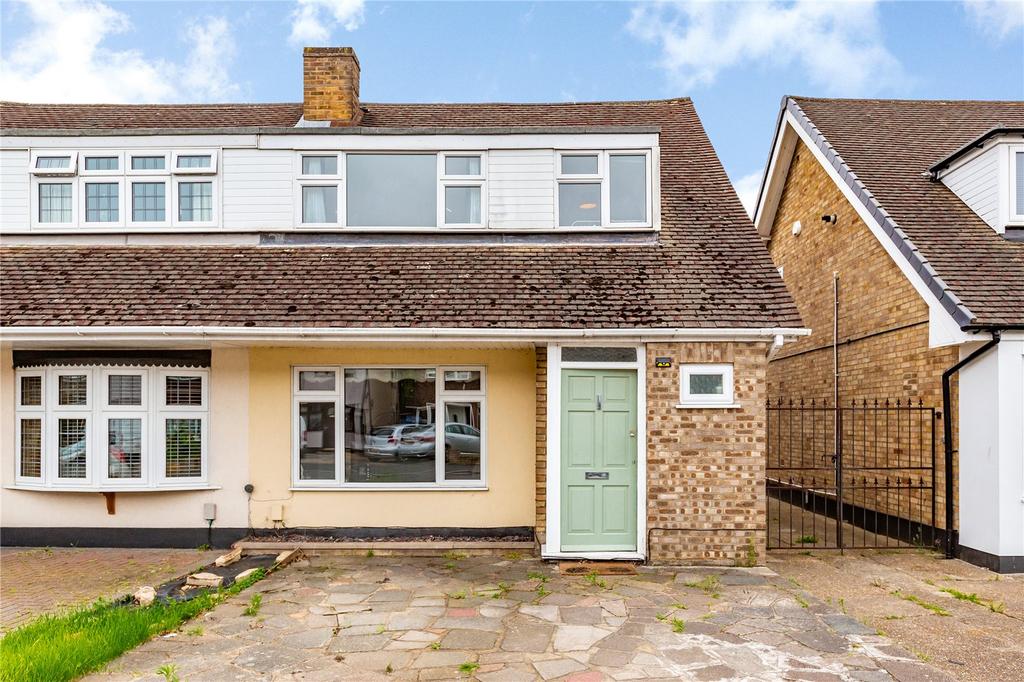 Wiltshire Avenue, Hornchurch, RM11 3 bed semidetached house for sale