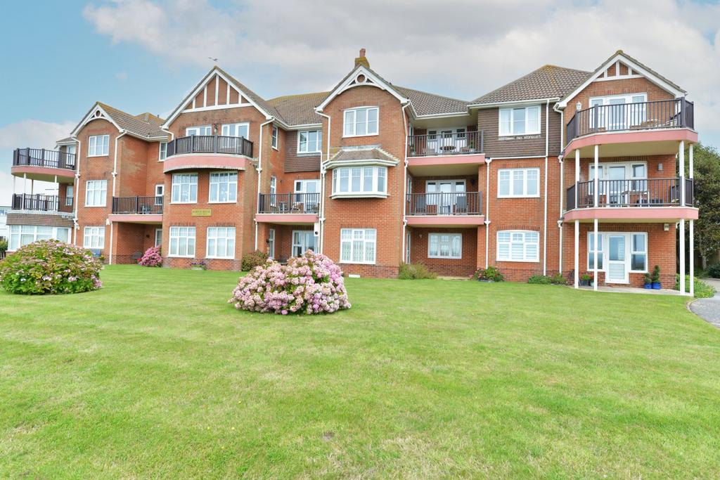 Barton House, Barton On Sea, New Milton, BH25 2 bed apartment for sale