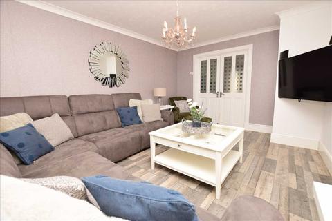 28 Castlehill Road, Overtown, Wishaw, ML2 0QS