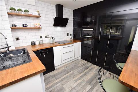 28 Castlehill Road, Overtown, Wishaw, ML2 0QS