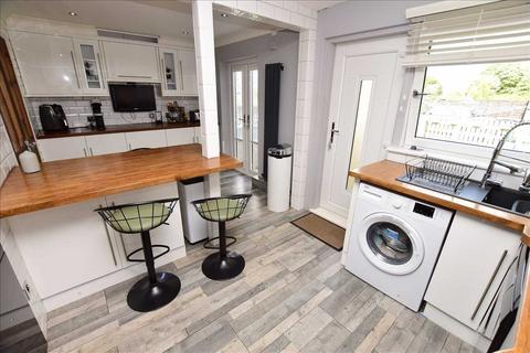 28 Castlehill Road, Overtown, Wishaw, ML2 0QS