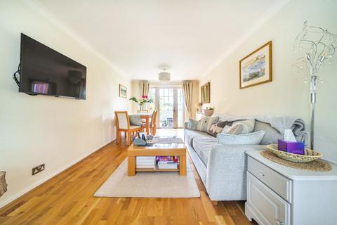 27 Chichester Close, Witley, Godalming, GU8 5PA
