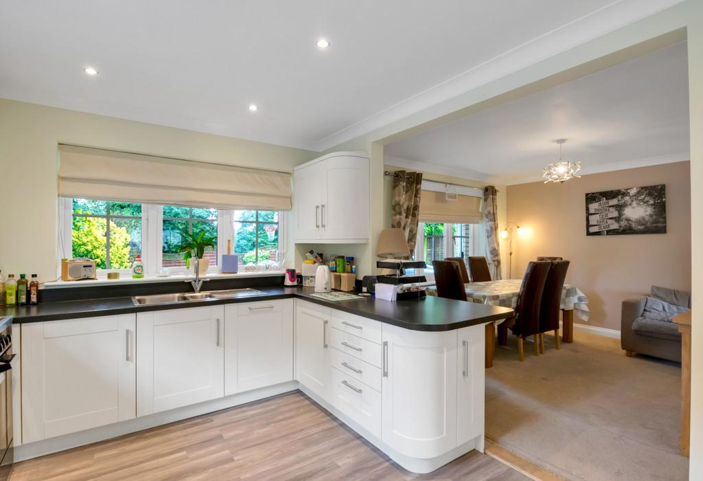 Wellesley House, Elton Park Hadleigh Road, Ipswich, Suffolk 4 bed