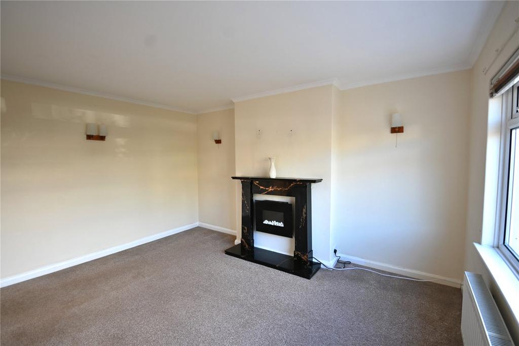 Hillview Road, Minehead, Somerset, TA24 3 bed semidetached house for