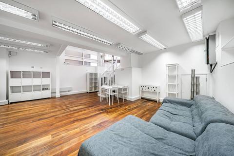 1 bedroom flat for sale - The Bromells, Bromells Road, Clapham Old Town, London, SW4