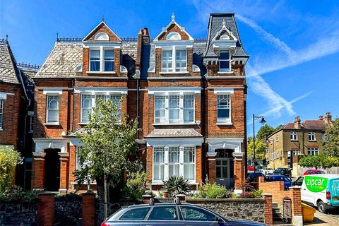 2 bedroom apartment to rent, Whitehall Park, London, N19