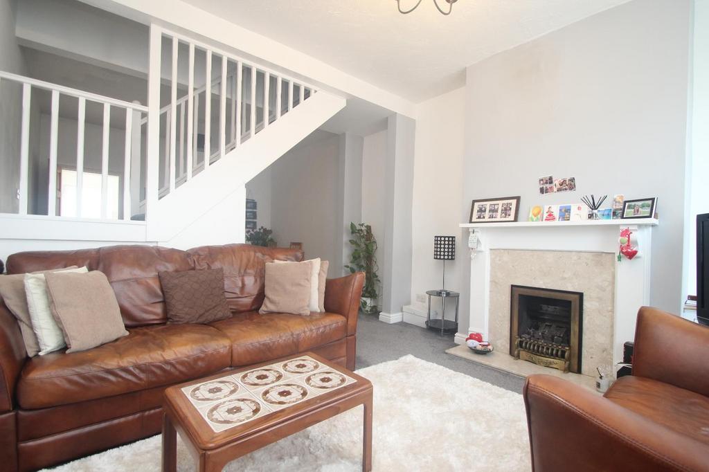 Butler Road, Harrogate, North... 2 bed house £795 pcm (£183 pw)