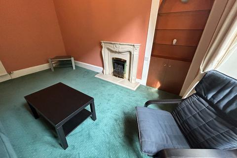 2 bedroom flat to rent, Glen Street, Tollcross, Edinburgh, EH3