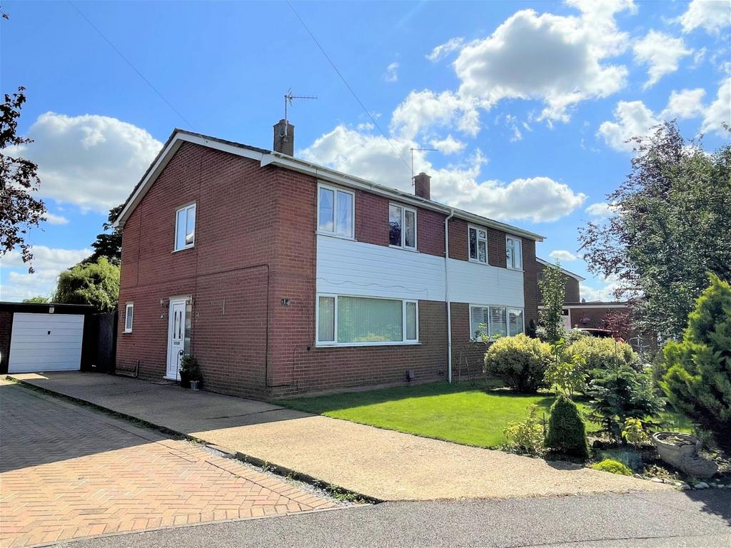 Sycamore Close March 3 Bed Semi Detached House For Sale £280 000