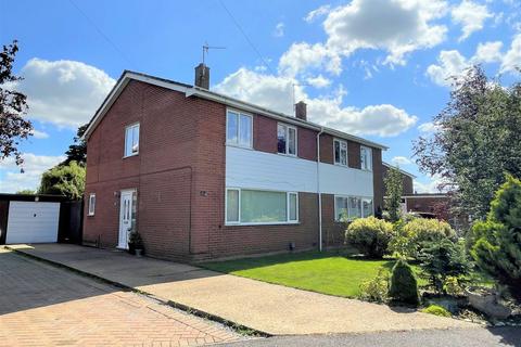 3 bedroom semi-detached house for sale, Sycamore Close, March