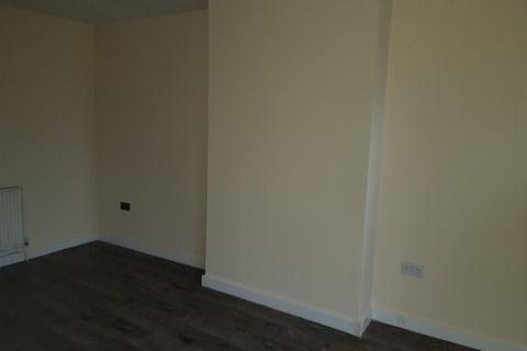 3 bedroom end of terrace house to rent - Chestnut Road, Rochester