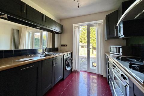 93 Calley Down Crescent, New Addington, Croydon, CR0 0EP