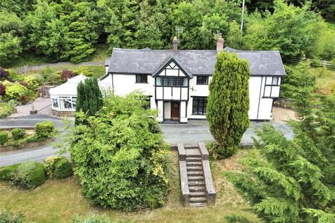 4 bedroom detached house for sale, Van Road, Llanidloes, Powys, SY18