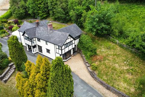 4 bedroom detached house for sale, Van Road, Llanidloes, Powys, SY18