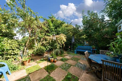 22 Bushy Close, Oxford, OX2 9SH
