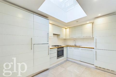 2 bedroom terraced house to rent, Beak Street, W1F