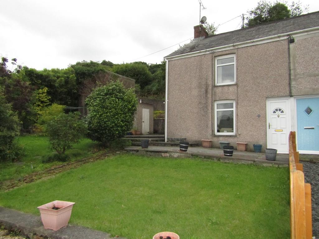 Alltwen Hill, Pontardawe, Swansea. 2 bed semidetached house for sale