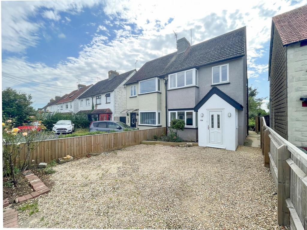 Whitecross, Abingdon OX13 3 bed semidetached house £1,600 pcm (£369 pw)