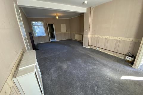 3 bedroom terraced house for sale - Tirpenry Street, Morriston, Swansea, City And County of Swansea.