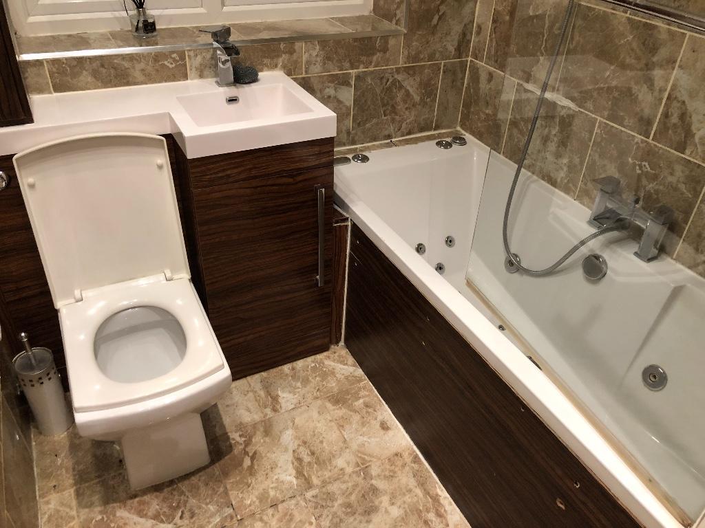BEAUTIFUL 3 BED HOUSE WALTHAMSTOW VILLAGE, London E17 3 bed terraced