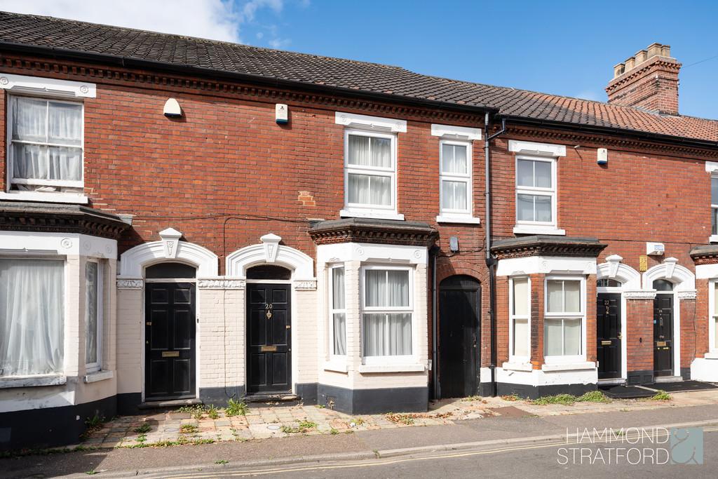 St. Faiths Lane, Norwich 3 bed terraced house for sale £270,000