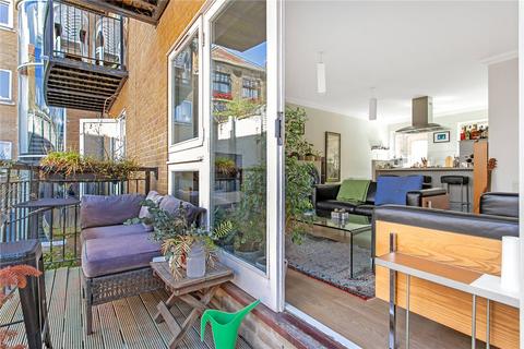 Flat 4, 17 Cheshire Street, London, E2 6EL