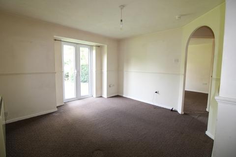 77 May Close, Swindon, SN2 1XA