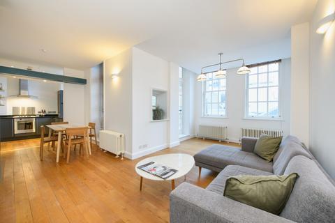 2 bedroom flat for sale, Wellington Street, London