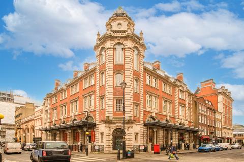 2 bedroom flat for sale, Wellington Street, London