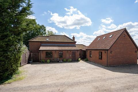 6 bedroom detached house for sale, Acle