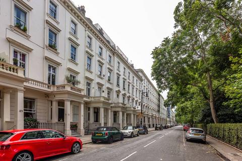 1 bedroom flat for sale, St Georges Square, Pimlico, London, SW1V