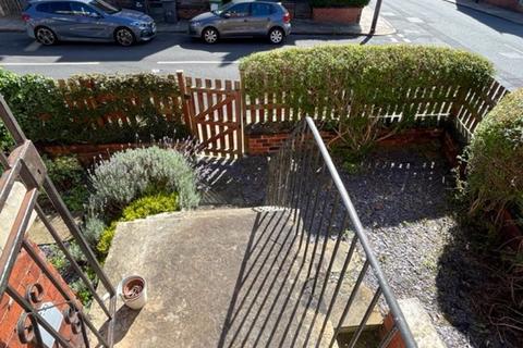 36 Beechwood Mount, Leeds, LS4 2NQ