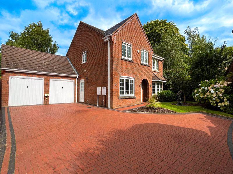 Ashmole Avenue, Burntwood, WS7 9QG 4 bed detached house £520,000