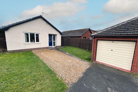 2 bedroom detached bungalow for sale - Traeth Melyn, Conwy