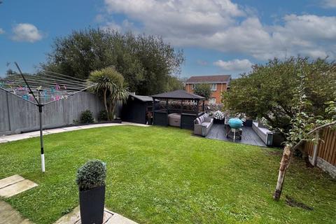 11 Cwrt Llewelyn, Conwy, LL32 8EF