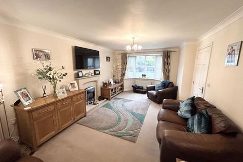 11 Cwrt Llewelyn, Conwy, LL32 8EF