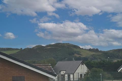 11 Cwrt Llewelyn, Conwy, LL32 8EF