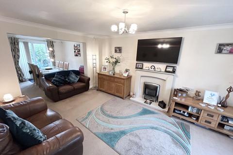 11 Cwrt Llewelyn, Conwy, LL32 8EF