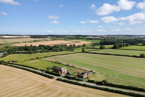 4 bedroom equestrian property for sale - Waterworks Lane, Saltersford, Grantham, NG31 7UL