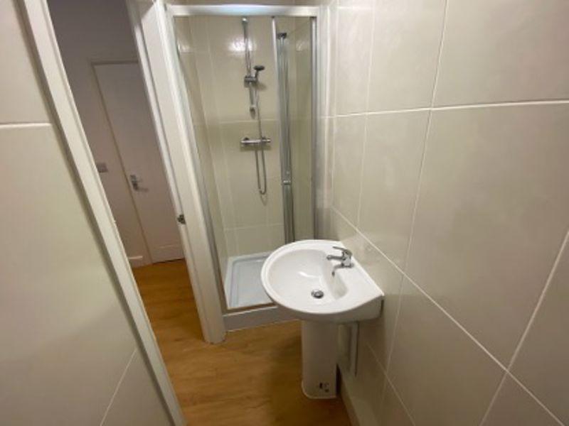 R3 Ensuite