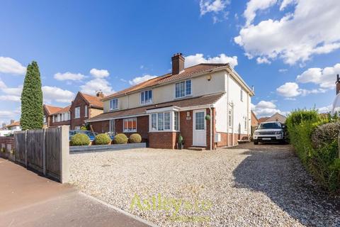 3 bedroom semi-detached house for sale - Cromwell Road, Sprowston, Norwich