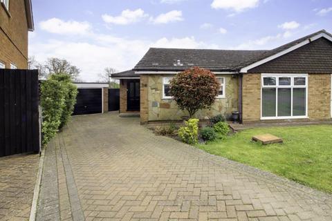 3 bedroom semi-detached bungalow for sale, Pollards Close, Goffs Oak EN7