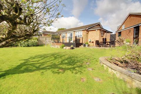 3 bedroom semi-detached bungalow for sale, Pollards Close, Goffs Oak EN7